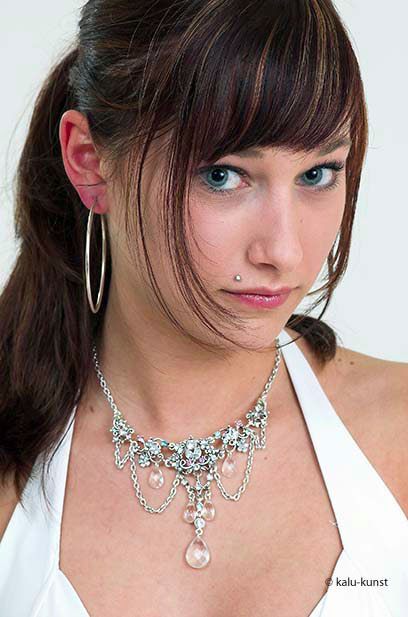 Ina015